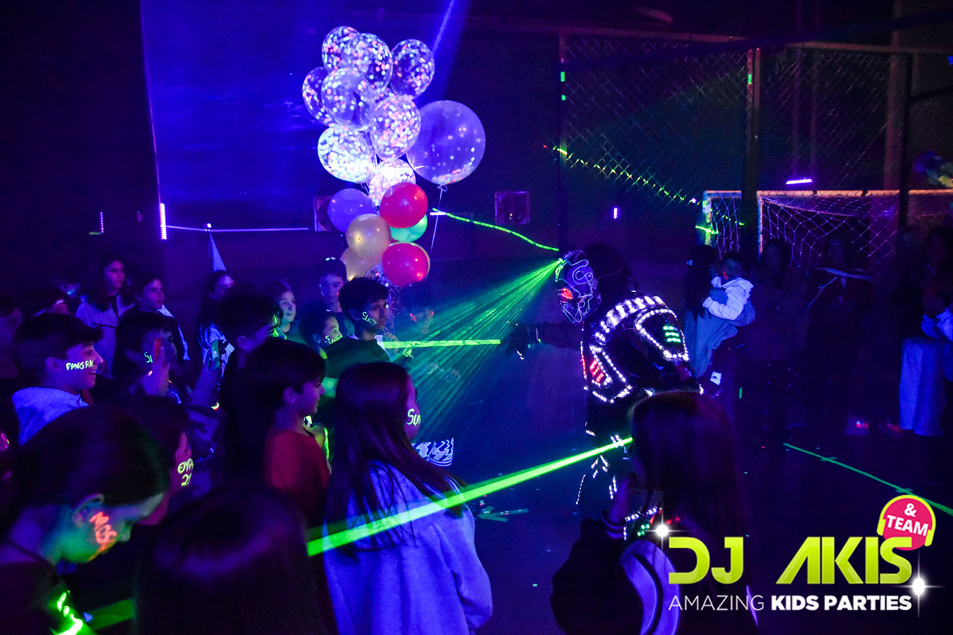 DJ Akis & Team