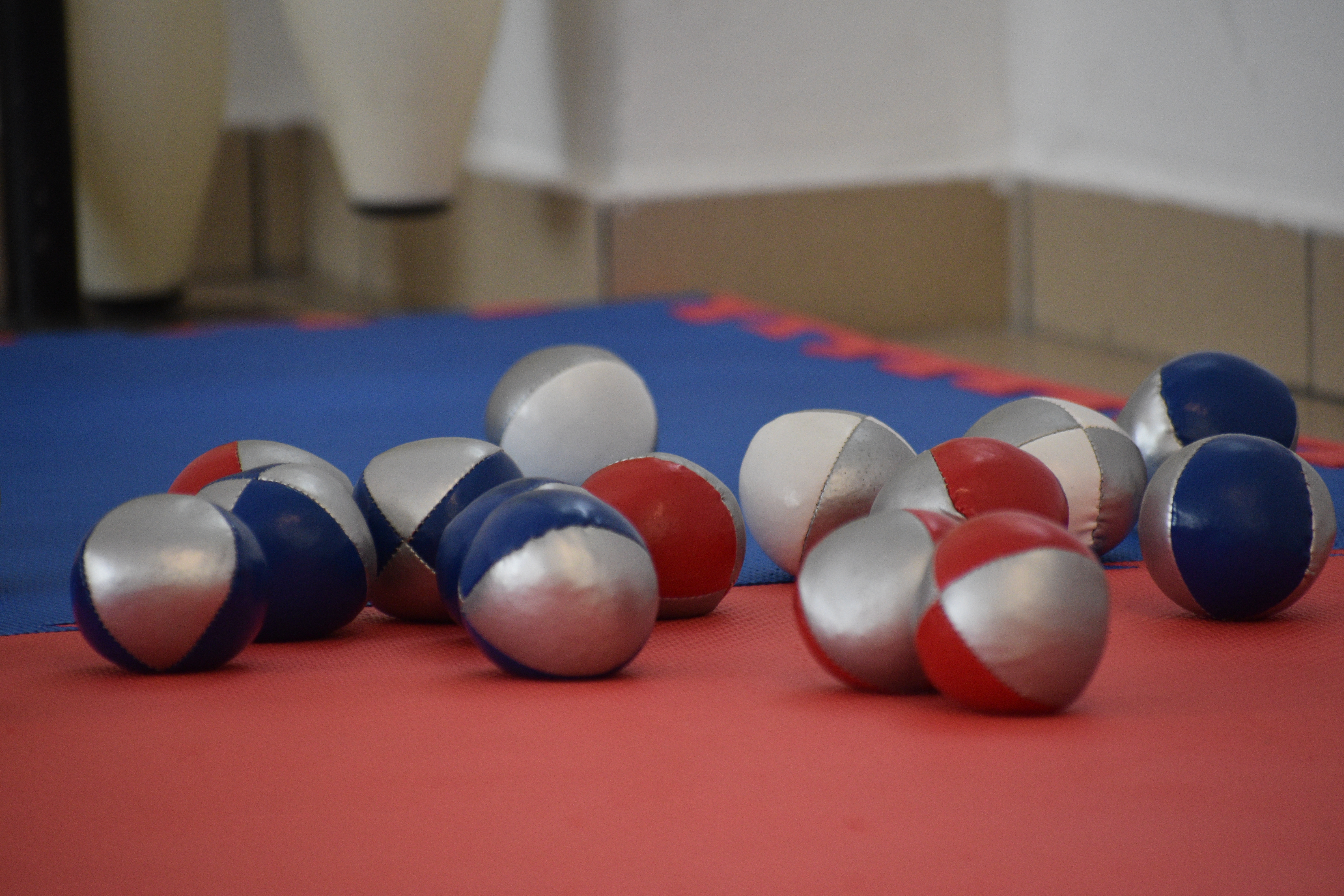Juggling Balls