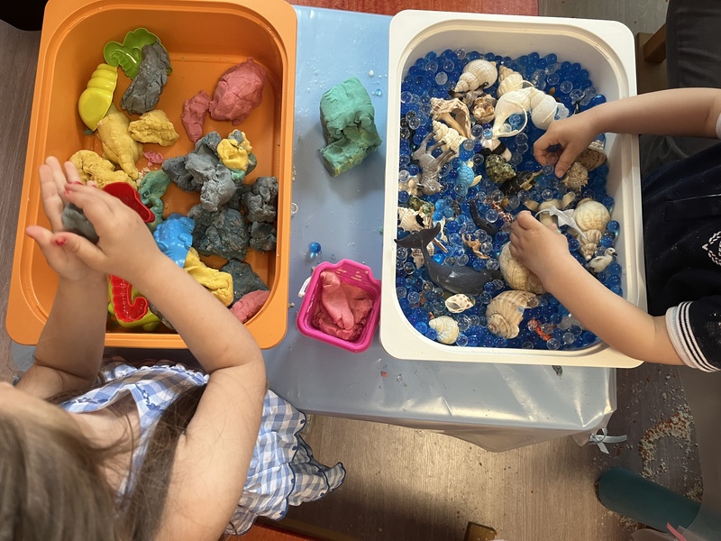 messy play 1