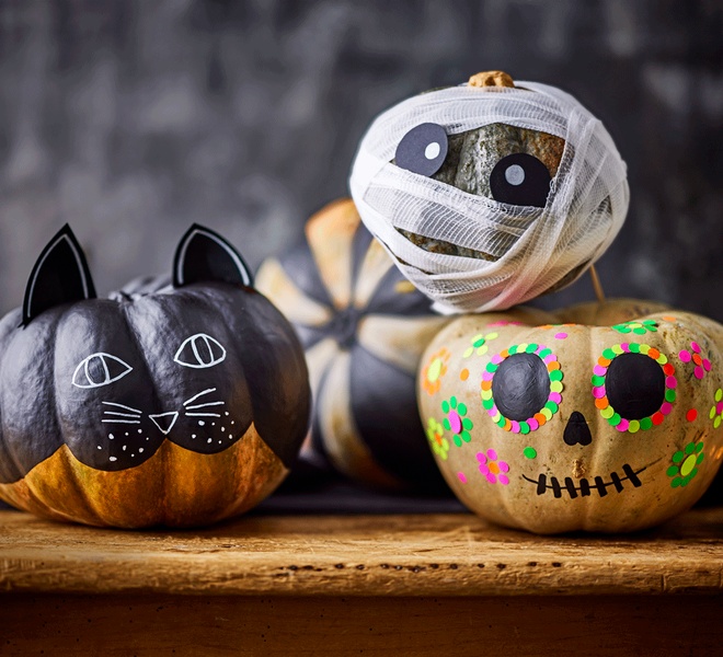 Pumpkin carving and more - 